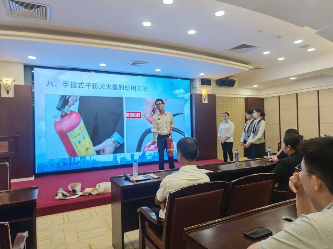 175688841968b7fd636d1da.jpg 175688841968b7fd636d1da.jpg